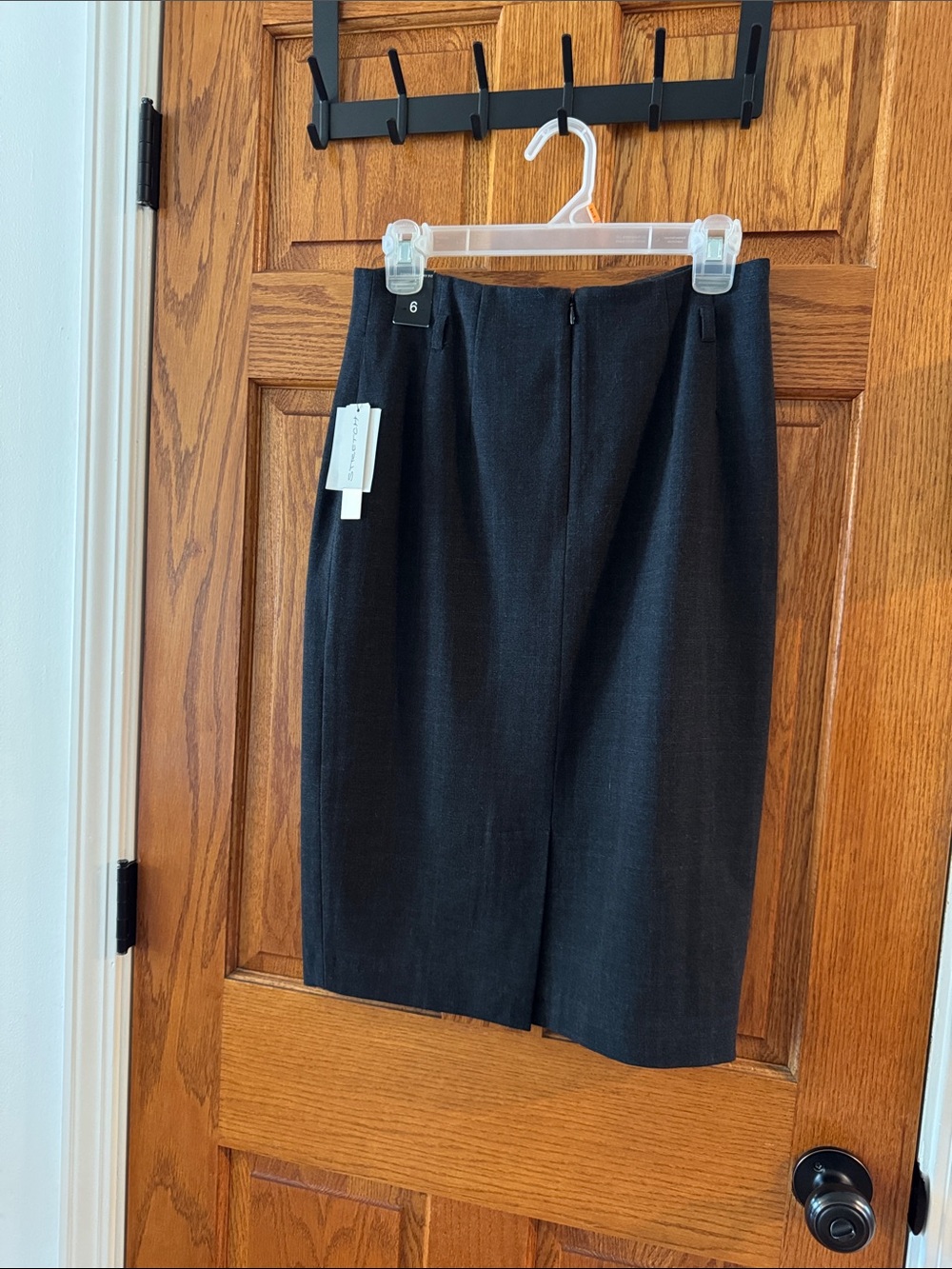 Amanda & Chelsea Black Pencil Skirt